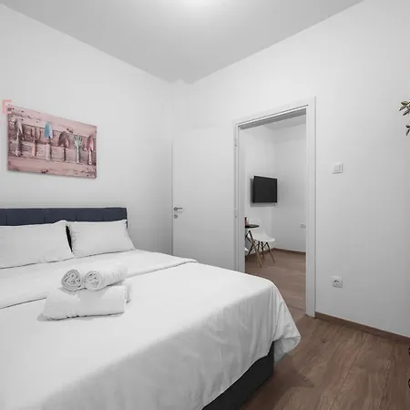 Blue, Nilie Hospitality Mgmt 公寓 塞萨洛尼基